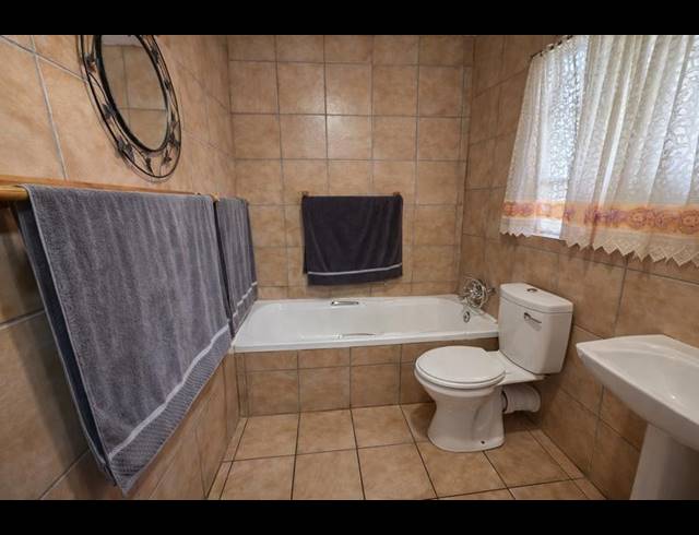 2 BEDROOM TOWNHOUSE FOR SALE IN ELARDUSPARK